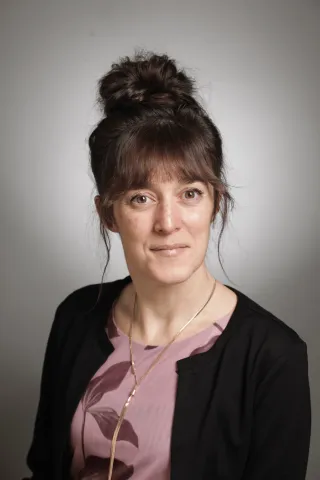 Danielle Dennie headshot